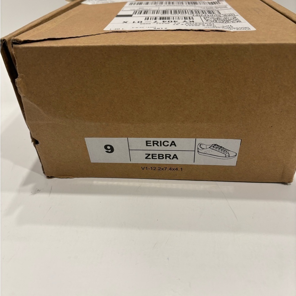 Journee Collection Women's Tru Comfort Foam Erica Sneakers - Picture 7 of 7